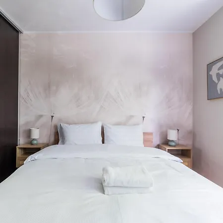 Lozowa Homely By Bookinghost Apartman *